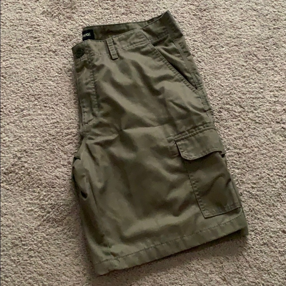 NWOT cargo shorts